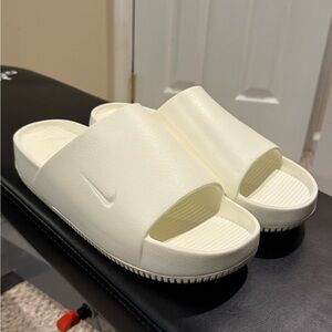 Nike Calm Slide